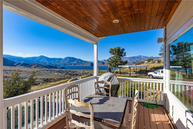 Detail Gallery Image 11 of 69 For 3565 Shadow Mountain Drive, Lake Isabella,  CA 93240 - 4 Beds | 4 Baths