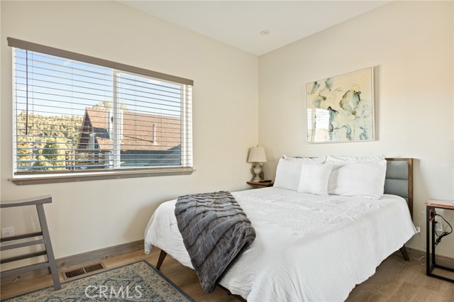 Detail Gallery Image 21 of 59 For 1215 Valley View Dr, Big Bear City,  CA 92314 - 5 Beds | 3/1 Baths