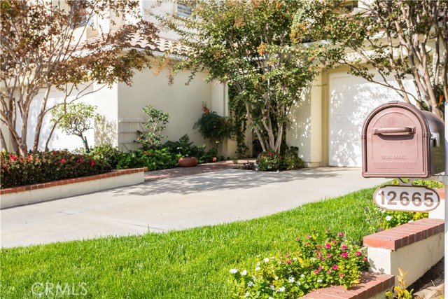 12665 Stanton, Tustin CA: https://media.crmls.org/medias/9a9ff07d-2015-4b5b-b1b6-41e463eb2f4e.jpg