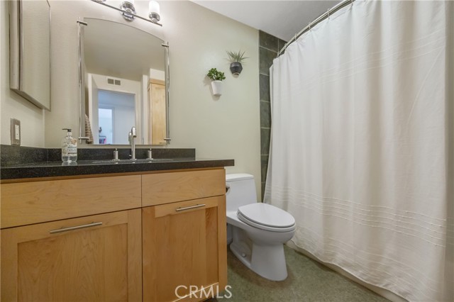 Detail Gallery Image 18 of 35 For 23933 Del Monte Dr #19,  Valencia,  CA 91355 - 2 Beds | 2 Baths