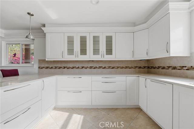 Detail Gallery Image 26 of 67 For 658 Glenmore, Glendale,  CA 91206 - 4 Beds | 3 Baths