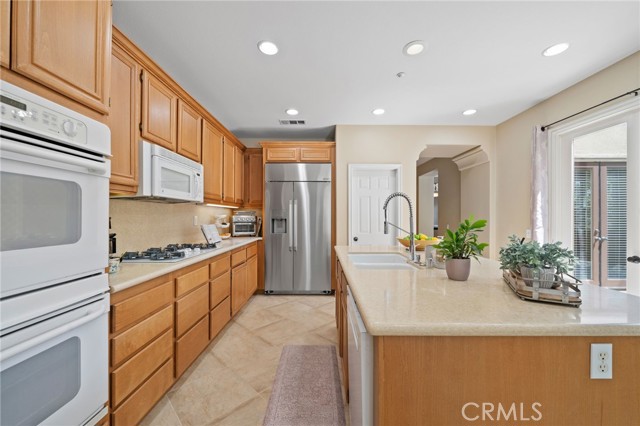 5161 Morning Glory Court, Chino Hills CA: https://media.crmls.org/medias/9aa25cc5-e8e4-47b1-8ee5-259f48f7d8d8.jpg
