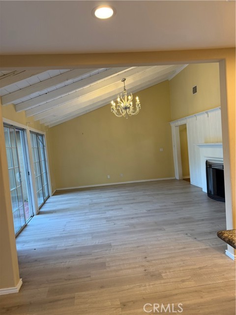 Detail Gallery Image 34 of 60 For 5224 Woodlake, Woodland Hills,  CA 91367 - 4 Beds | 3/1 Baths