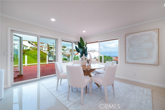 Detail Gallery Image 6 of 22 For 3823 via Manzana, San Clemente,  CA 92673 - 5 Beds | 4 Baths