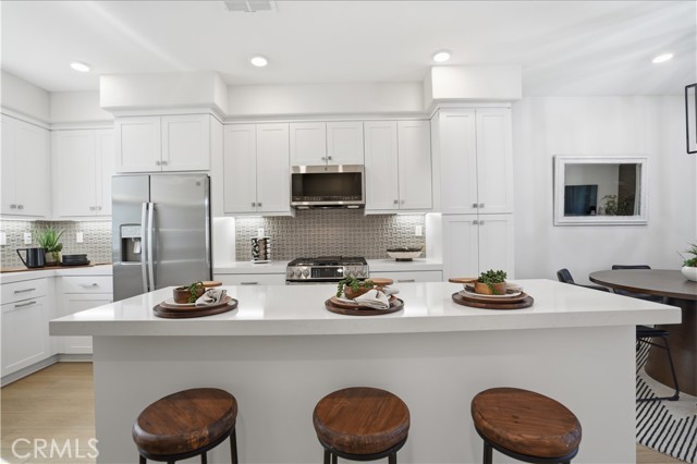 Detail Gallery Image 6 of 52 For 131 Graze Way, Rancho Mission Viejo,  CA 92694 - 2 Beds | 2/1 Baths