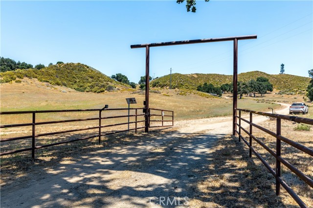 Detail Gallery Image 1 of 1 For 9280 Huer Huero Rd, Creston,  CA 93432 - – Beds | – Baths