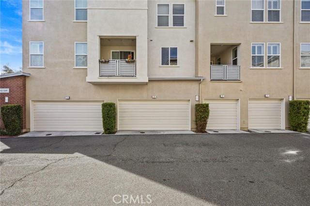 3 Compass Court, Aliso Viejo CA: https://media.crmls.org/medias/9aa40a21-97b0-43f8-8274-7fe91e85ef83.jpg