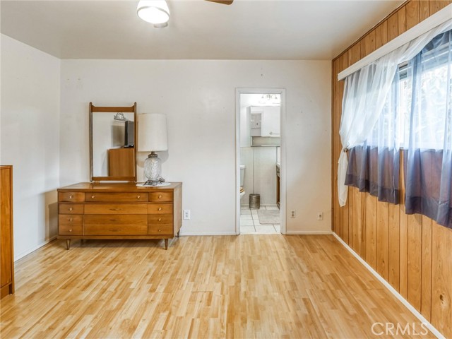 540 Hacienda Drive, Monrovia CA: https://media.crmls.org/medias/9aa4453c-677b-4d11-937f-c44ded43c431.jpg