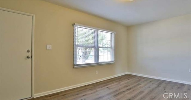 Detail Gallery Image 4 of 15 For 17923 Dorsey Way, Fontana,  CA 92335 - 3 Beds | 1 Baths