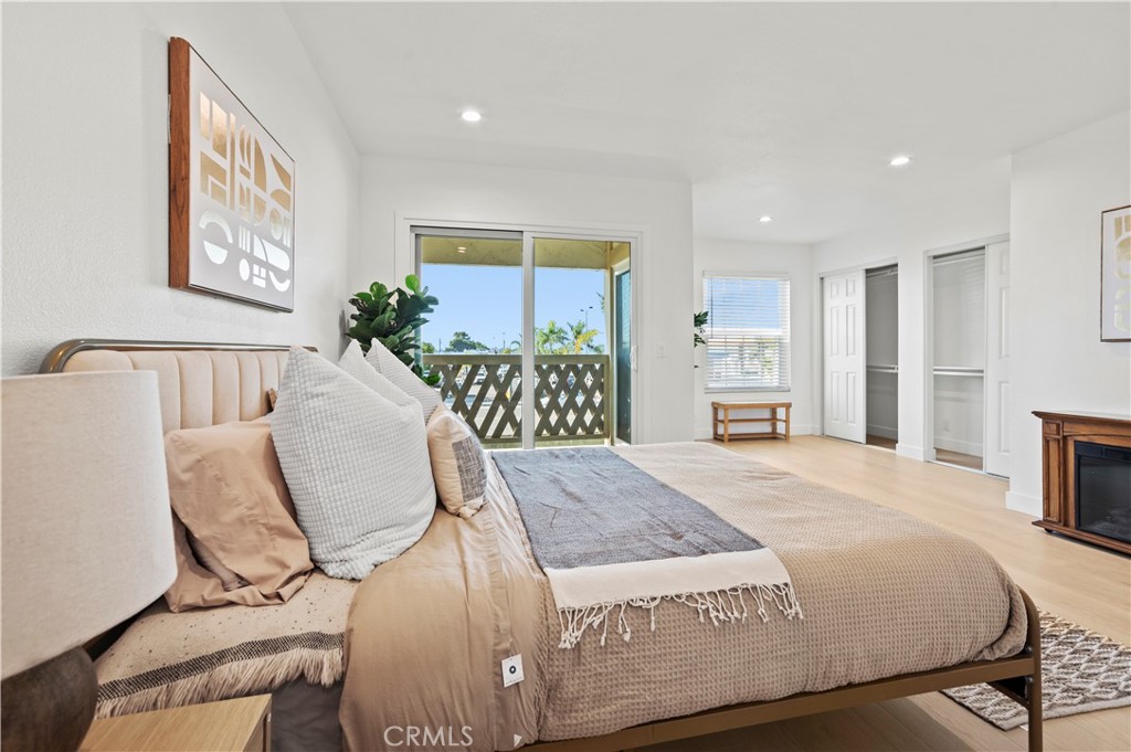 MLS #OC25253538 image #14