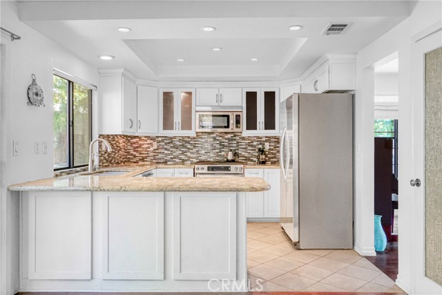 Detail Gallery Image 13 of 41 For 26821 Sage Ct, Calabasas,  CA 91301 - 4 Beds | 3 Baths