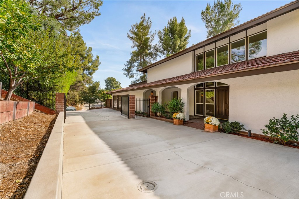 1935 Stonehouse Road Sierra Madre img 3