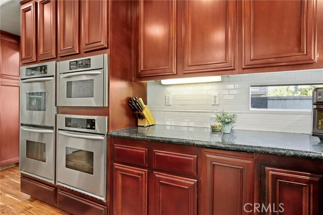 Detail Gallery Image 21 of 68 For 976 S Creekview Ln, Anaheim Hills,  CA 92808 - 5 Beds | 3 Baths