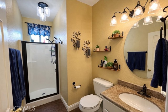 Detail Gallery Image 16 of 40 For 30420 Sequoia Ct, Castaic,  CA 91384 - 5 Beds | 3 Baths