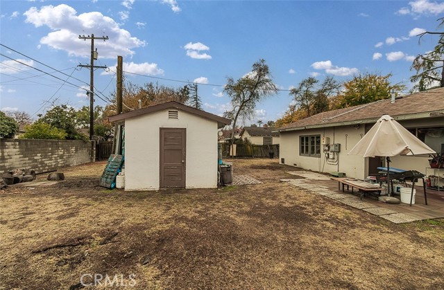 Detail Gallery Image 33 of 47 For 935 S Park Circle Dr, Fresno,  CA 93727 - 5 Beds | 2 Baths