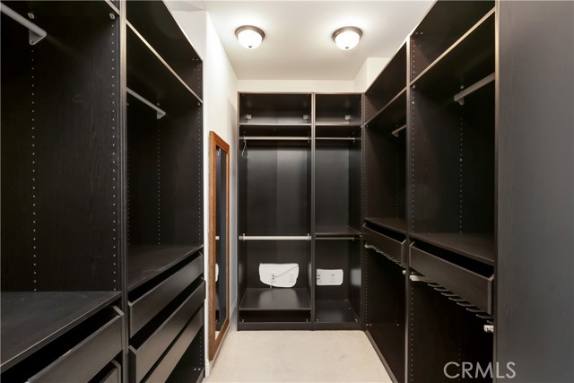 26 Woods Trail, Irvine CA: https://media.crmls.org/medias/9aa7248a-f88f-40d3-a8f3-becec6e06cf6.jpg
