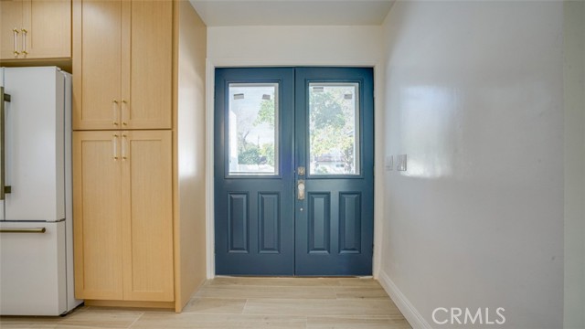 Detail Gallery Image 8 of 63 For 24306 Gilmore St, West Hills,  CA 91307 - 4 Beds | 2 Baths