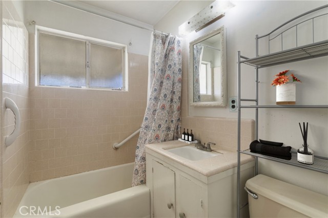 Detail Gallery Image 10 of 14 For 4383 Saint Paul Pl, Riverside,  CA 92504 - 3 Beds | 1 Baths