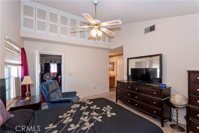 Detail Gallery Image 7 of 47 For 20412 90th St, California City,  CA 93505 - 3 Beds | 2 Baths