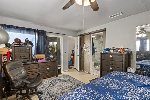 Detail Gallery Image 16 of 42 For 6096 Crawford St, San Diego,  CA 92120 - 4 Beds | 3 Baths