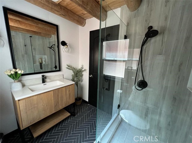 Detail Gallery Image 20 of 49 For 1960 Willow Dr, Running Springs,  CA 92382 - 4 Beds | 3 Baths