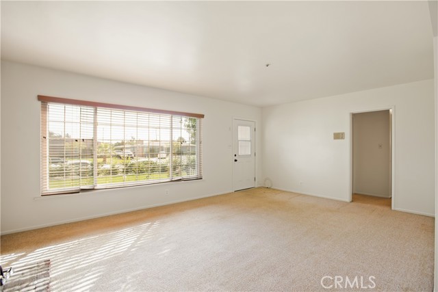 Detail Gallery Image 12 of 23 For 924 W E, Ontario,  CA 91762 - 3 Beds | 1/1 Baths