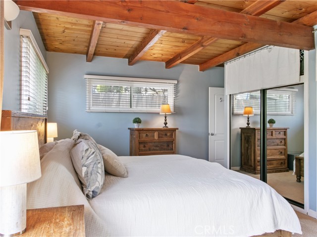 236 W Mariposa, San Clemente CA: https://media.crmls.org/medias/9aa9c360-ad51-4510-ba93-1f7e360bf98b.jpg
