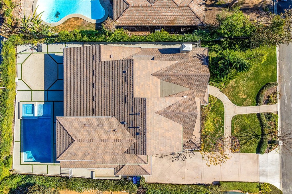 https://media.crmls.org/medias/9aaae154-2c5b-4c30-a8b4-49b2a3560868.jpg?preset=X-Large