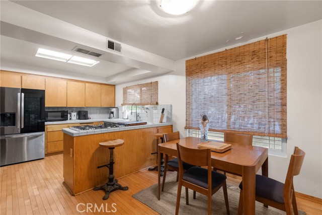 11821 Balboa, Granada Hills CA: https://media.crmls.org/medias/9aabf4f5-8520-439b-9ee7-e92c107b4381.jpg
