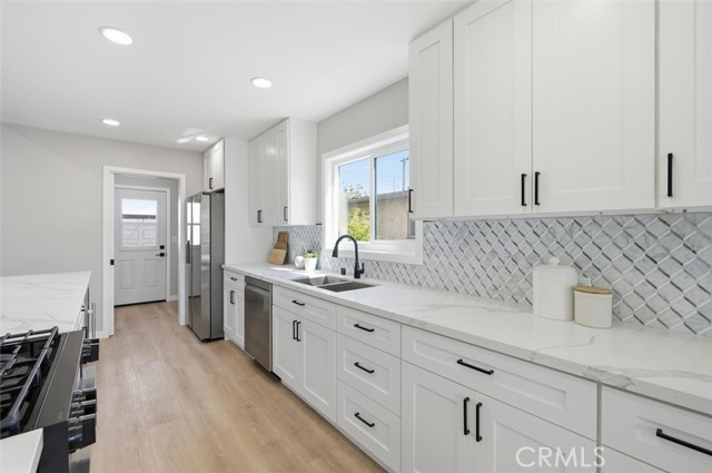 Image 13 of 39 For 4509 Cadison