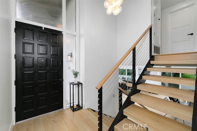 2111 Vista Entrada, Newport Beach CA: https://media.crmls.org/medias/9aac7ab3-366a-458d-a6f0-7e16993e591c.jpg