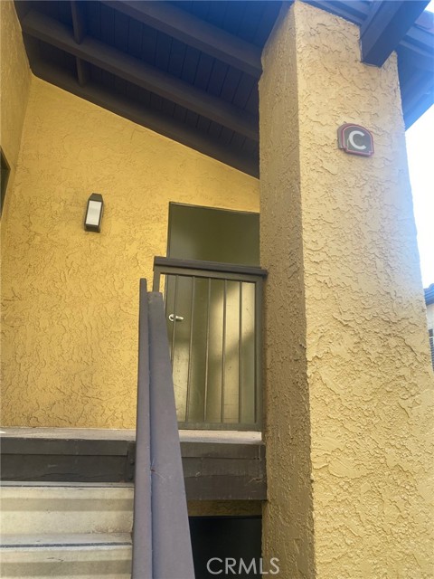 25641 Indian Hill Lane, Laguna Hills CA: https://media.crmls.org/medias/9aace826-29ec-43c6-876c-119b0932af9a.jpg