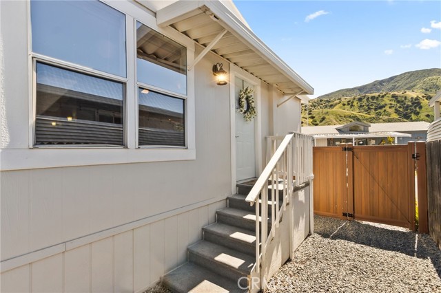 Detail Gallery Image 8 of 58 For 4901 Green River #303,  Corona,  CA 92880 - 3 Beds | 2 Baths