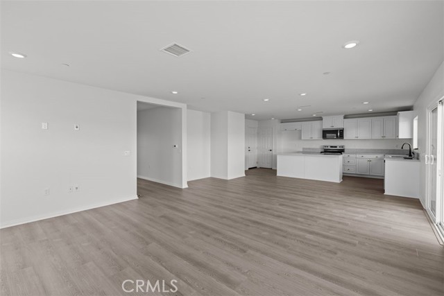 Detail Gallery Image 3 of 16 For 25632 Sedona Ln, Homeland,  CA 92548 - 3 Beds | 2/1 Baths