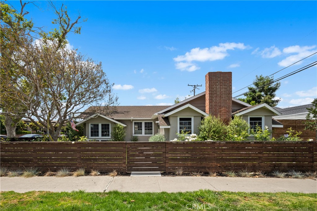 3272 Woodstock Road