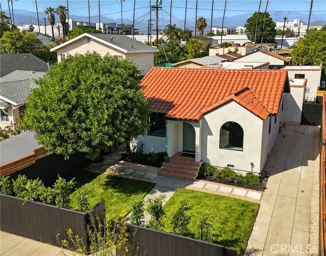 3923 Revere Avenue, Los Angeles CA: https://media.crmls.org/medias/9aae6e47-852d-4cd8-b6ad-8fb1d4f251b7.jpg