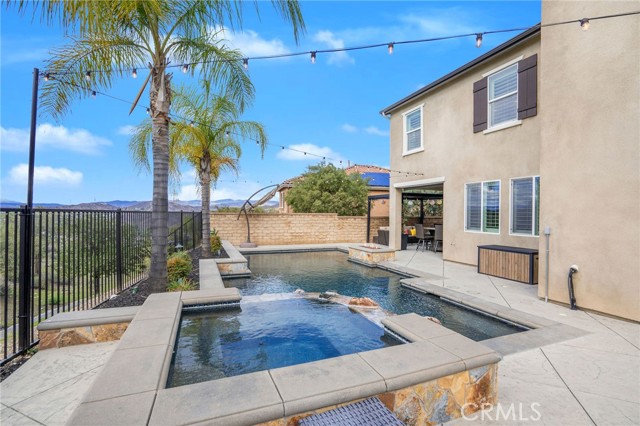 Detail Gallery Image 12 of 52 For 20530 Cheryl Ln, Saugus,  CA 91350 - 5 Beds | 4 Baths