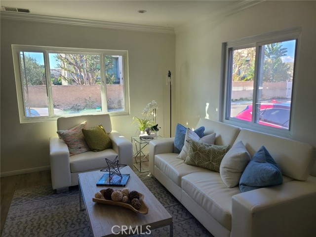 Detail Gallery Image 7 of 13 For 1206 Phelan, Redondo Beach,  CA 90278 - 4 Beds | 2 Baths