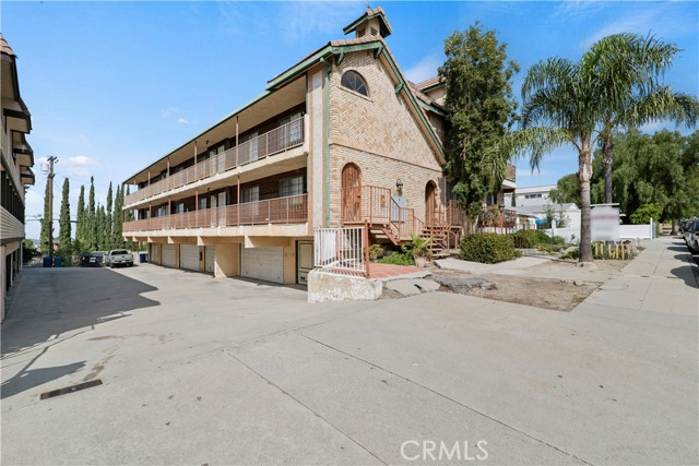 Detail Gallery Image 2 of 9 For 10219 Commerce Ave, Tujunga,  CA 91042 - – Beds | – Baths