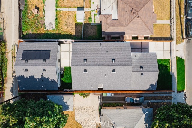 941 E 97th Street, Los Angeles CA: https://media.crmls.org/medias/9aaf4a76-803e-43c8-981e-48cb73b8f056.jpg