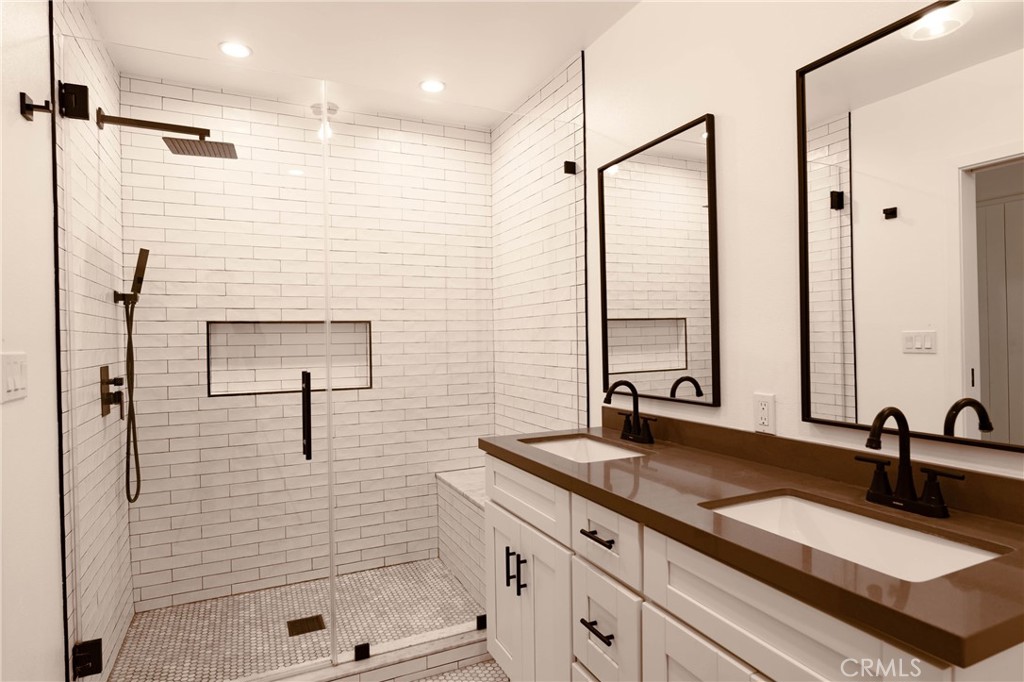 MLS #OC26137134 image #25