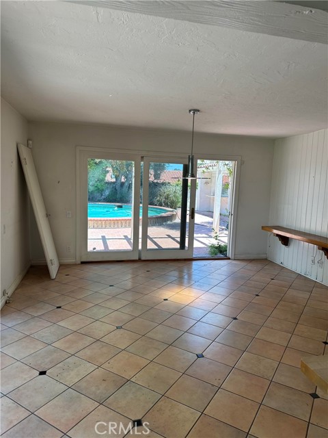 23135 Park Contessa, Calabasas CA: https://media.crmls.org/medias/9ab0b222-9d58-4947-855e-02dd03ee0bff.jpg