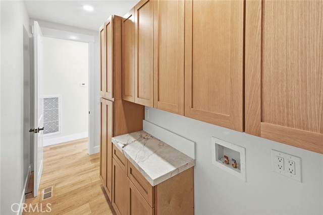 Image 47 of 75 For 455 Tanglewood