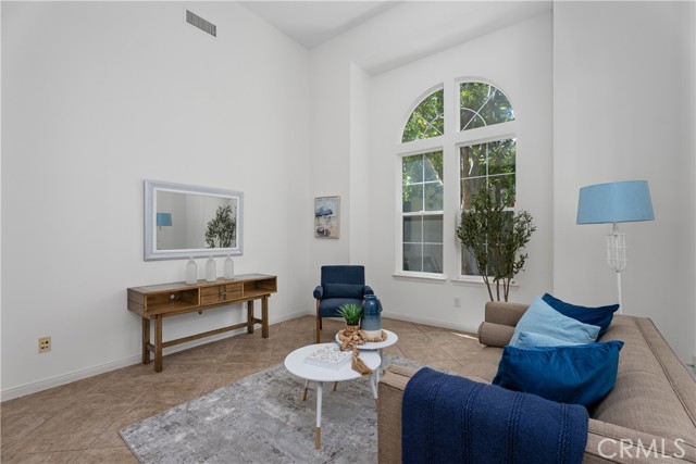 Detail Gallery Image 8 of 47 For 6249 Pacific Pointe Dr #16,  Huntington Beach,  CA 92648 - 3 Beds | 2/1 Baths
