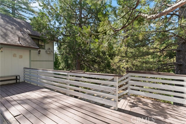 Detail Gallery Image 6 of 31 For 27219 Bernina Dr, Lake Arrowhead,  CA 92352 - 4 Beds | 4 Baths