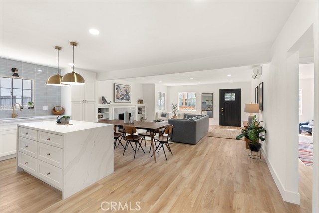 5732 Hillcrest Drive, Los Angeles CA: https://media.crmls.org/medias/9ab2596c-afa5-415b-8fb9-32d66db3030f.jpg
