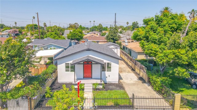 811 E 107th Street, Los Angeles, CA, 90002 811 E 107th Street, Los Angeles, CA, 90002