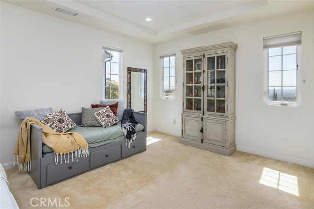 Detail Gallery Image 17 of 27 For 20724 W Beech Cir, Porter Ranch,  CA 91326 - 4 Beds | 3 Baths