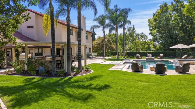 Detail Gallery Image 5 of 59 For 1623 Northhampton Dr, Riverside,  CA 92506 - 4 Beds | 3/1 Baths