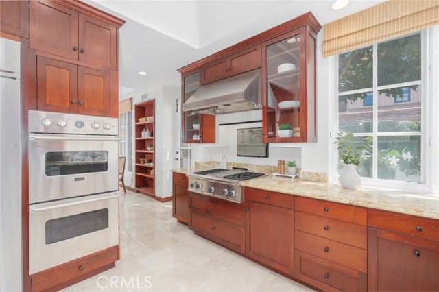 126 Via Koron, Newport Beach CA: https://media.crmls.org/medias/9ab3ce66-ef5f-4f42-aa88-4ca6f59a8e5c.jpg